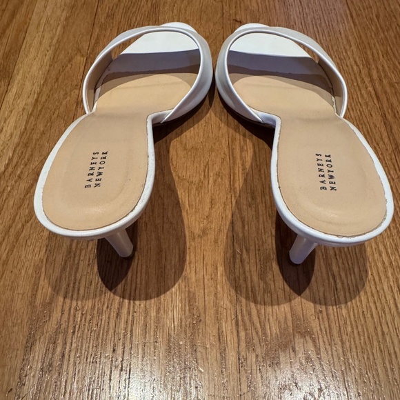 BARNEYS NEW YORK - White Leather Open Toe Heeled Mule - Size 38.5 - Picture 5 of 9